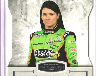 DANICA PATRICK 2010 Press Pass Stealth Power Players #7 NASCAR 