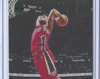 ZION WILLIAMSON RC 2019 Panini Chronicles Luminance #143 Green Parallel Basketball Card - New Orleans Pelicans