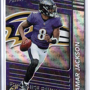 Tarjeta de fútbol americano LAMAR JACKSON 2022 Panini Prestige Franchise Favorites #6 - Baltimore Ravens