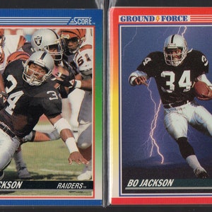 BO JACKSON 1990 Score Football Cards (2) Lote