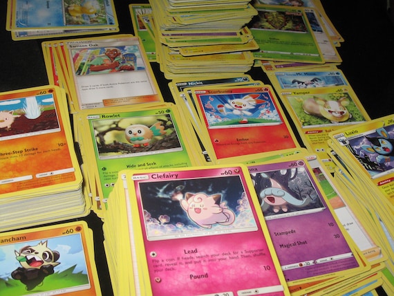 POKEMON Trading Card Game (250+) Assorted Cards Lot - Etsy