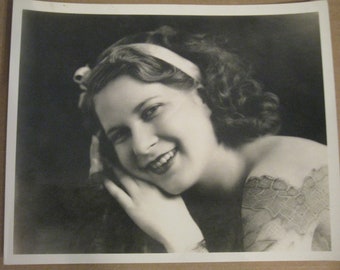 Vintage 1930's Hollywood Actress Souvenir 8x10 Studio Picture