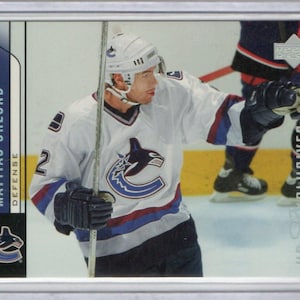 MATTIAS OHLUND 2006 Upper Deck #190 UD Exclusives Parallel Hockey Card #/100 - Vancouver Canucks