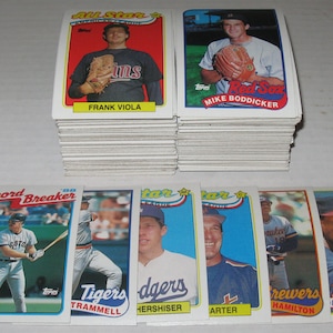 1989 Topps Baseball Card Lot - 200+ Assorted Cards