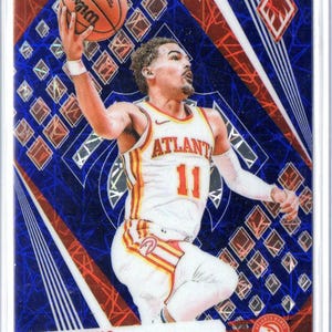 TRAE YOUNG 2023 Panini Phoenix #156 Blau Prizm Parallel Basketball Karte #/275 - Atlanta Hawks