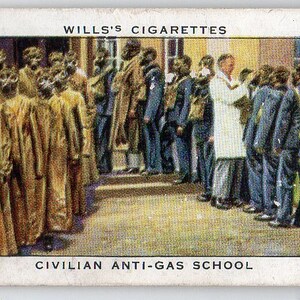 Civilian Anti-Gas School 1938 Wills Air Raid Precautions #39 Cigarette Card