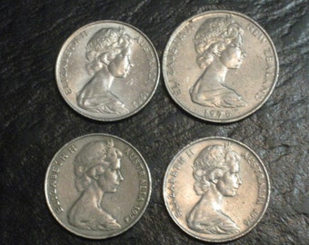 QUEEN ELIZABETH II vintage des années 1970 à 1980 Australie/Nouvelle-Zélande Lot de pièces de 20 et 50 cents (4)