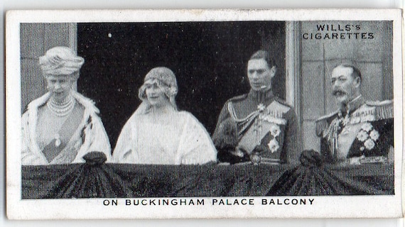 our king and queen cigarette cards On Buckingham Palace Balcony (George V, Elizabeth & George VI) 1937 Wills  Our King and Queen #14 Cigarette Card