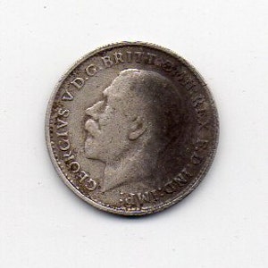 KING GEORGE V 1918 Great Britain Three Pence Silver Coin