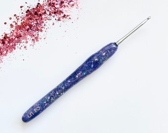 Glow in the dark crochet hook, glitter crochet hook, handmade crochet hooks, crochet accessories uk, hooks, crochet hooks, crochet gift uk