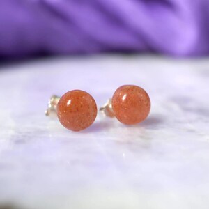 Sunstone Ohrstecker, Top-Qualität Natürliche Sonnenstein Silber Ohrstecker runde Cabochon Sonnenstein Ohrringe