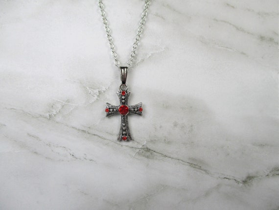 CROSS NECKLACE W/CRYSTALS GREY CROSS NECKLACE W/CRYSTALS GREY