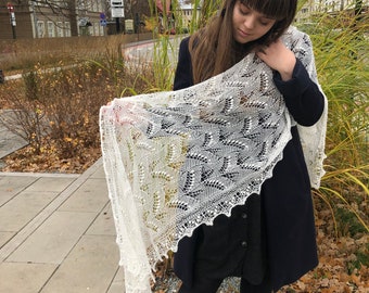 The authentic Haapsalu shawl - Medium