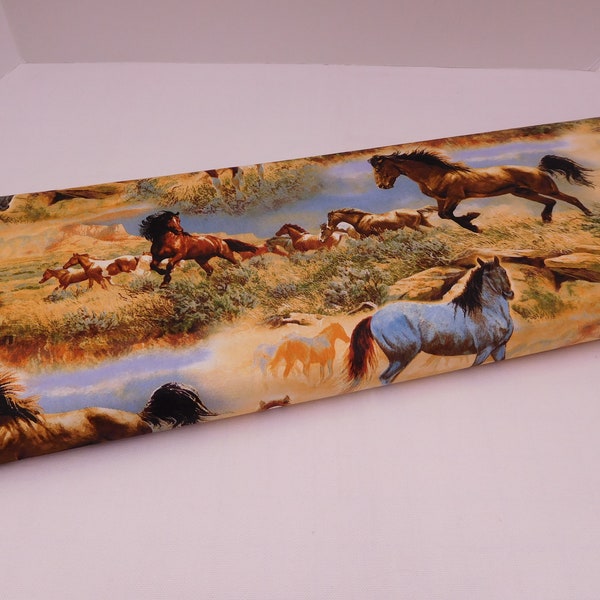 1221 Horses on Prairies Fabric By the Yard; Fat quarter to many yards; Wild horses running free, prairie grasses, southwestern decor