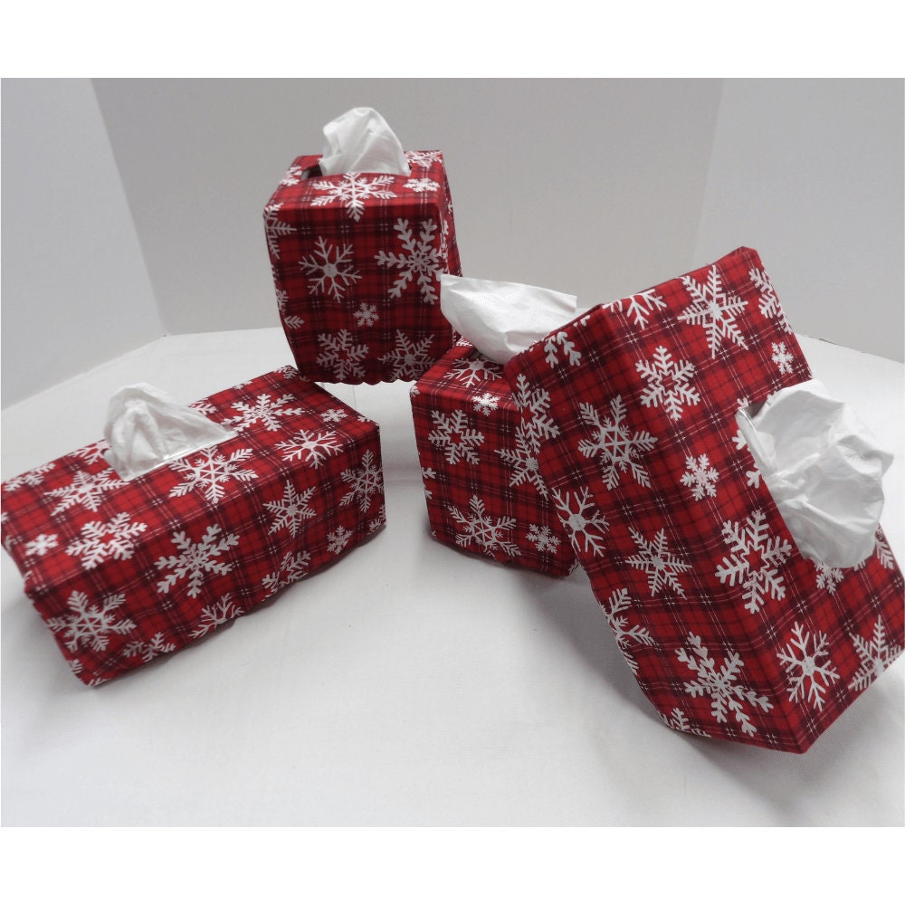 Christmas Gift Bags, Snowflake Design, Coordinating Tissue Paper