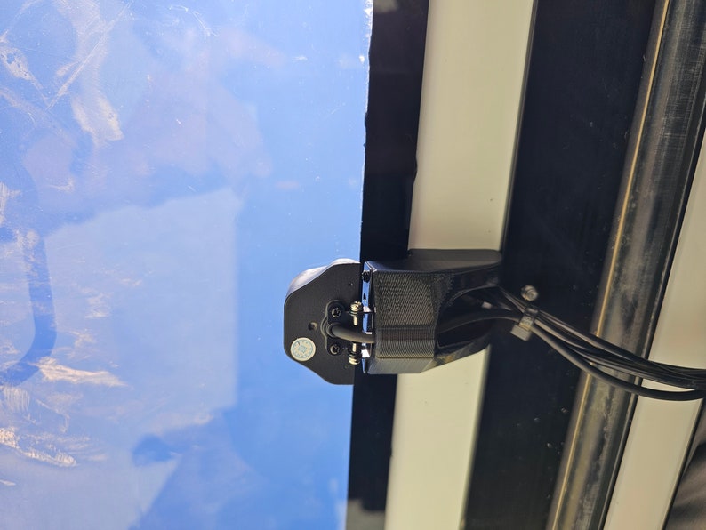 Canopy Camper Wolfbox Camera Mount image 4