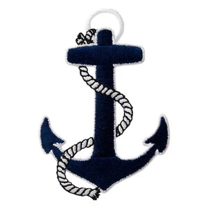 Könnte beinhalten: Gestickter Ankeraufnäher in Marineblau mit weißen Seildetails. Der Anker hat eine weiße Kontur und eine Schlaufe oben. Ideal für nautische Dekorationen auf Kleidung oder Accessoires.