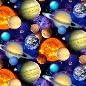 Könnte beinhalten: Eine farbenfrohe Illustration von Planeten im Weltraum. Die Planeten sind in verschiedenen Größen und Farben, darunter Rot, Orange, Gelb, Blau und Grün. Der Hintergrund ist dunkelblau mit violetten und weißen Wirbeln.