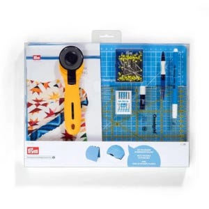 PRYM Patchwork and Quilting Starter Set – Rotary Cutter, Cutting Mat, Ruler, Marking Tools and Sewing Accessories for Quilts & DIY Projects