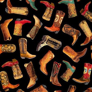 Puede incluir: Un fondo negro con un patrón repetitivo de botas de vaquero coloridas. Las botas son de varios estilos y colores, incluyendo marrón, rojo, verde y azul.