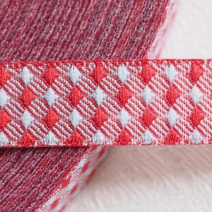 1 m WebBand, red White, checkered, 10 mm wide