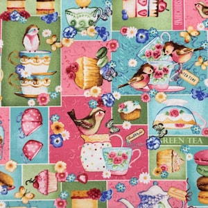 Tela de algodón Teatime Porcelain Macarons Coffee – Henry Glass Tweet and Treats, Birds Flowers Pastries, Tela de patchwork, 0,5 m