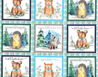 Peut inclure: Neuf carrés colorés avec un fond blanc et une bordure à carreaux bleus et verts. Chaque carré présente un animal de la forêt différent avec une description textuelle. Les animaux comprennent un ours, un hibou, un hérisson et un raton laveur. Le texte comprend "WILD little bear", "quiet little OWL", "ADVENTURE hedgehog", et "curious little RACCOON".