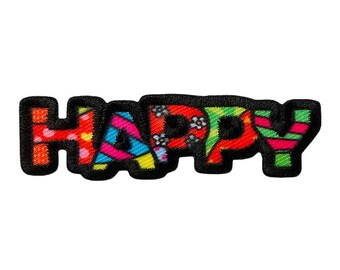 Puede incluir: Un parche de tela colorido con la palabra "HAPPY" en letras con contorno negro. Cada letra está llena de un patrón colorido diferente.