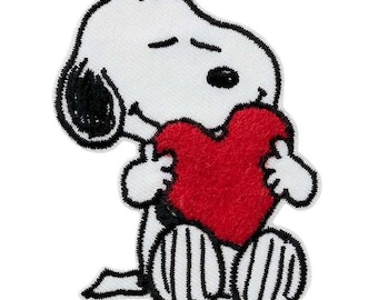 Image thermocollante SNOOPY AVEC COEUR, Snoopy ©, coeur, Peantus, licence, patchs, coudre, réparer