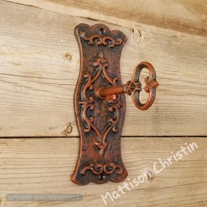 Rustic Red Key in Lock Cast Iron Coat Towel Hat Hook Key Rack