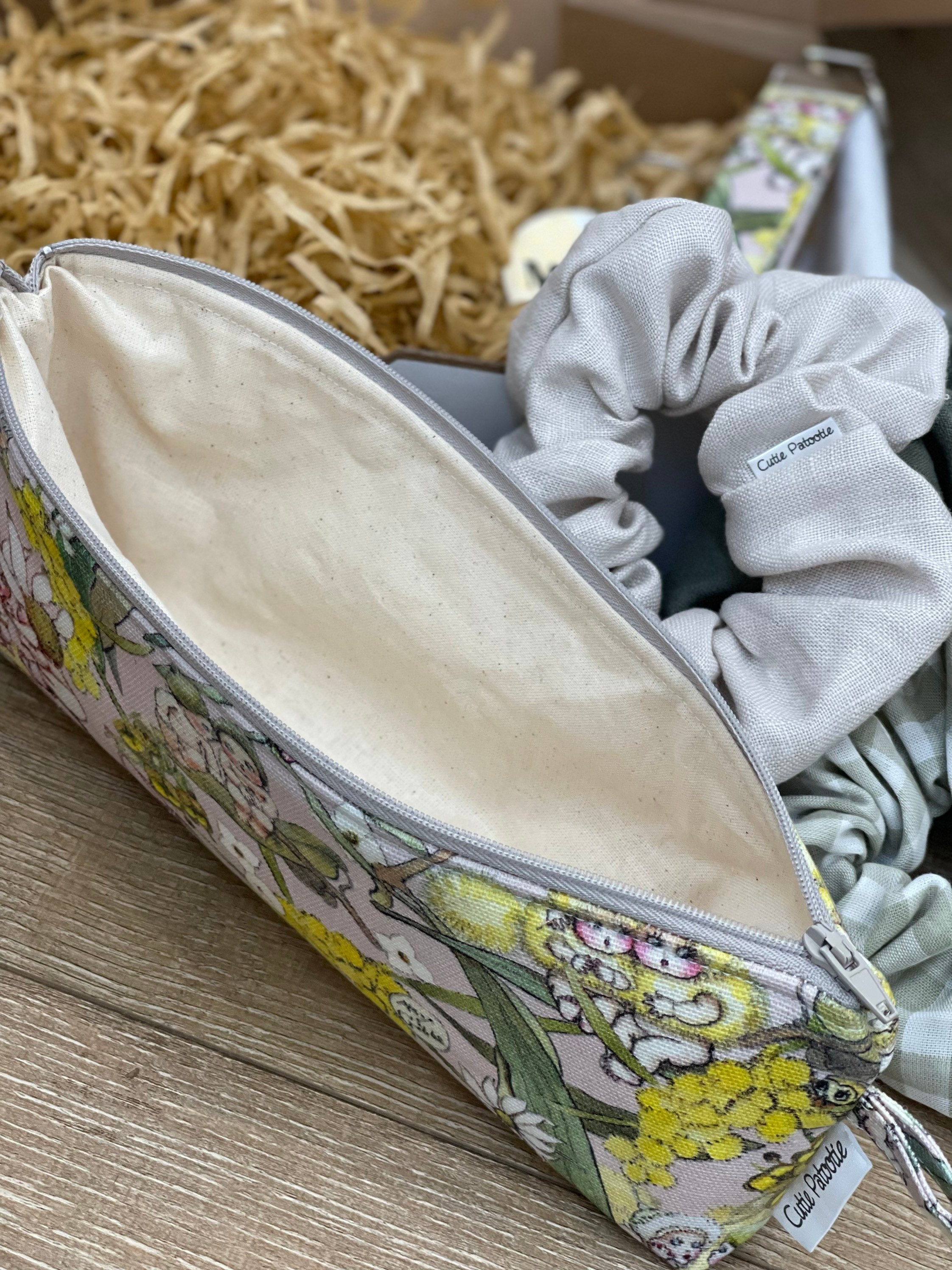 GUMNUT Babies Gift Pack | Padded Cosmetic Pouch | Scrunchies | Key 