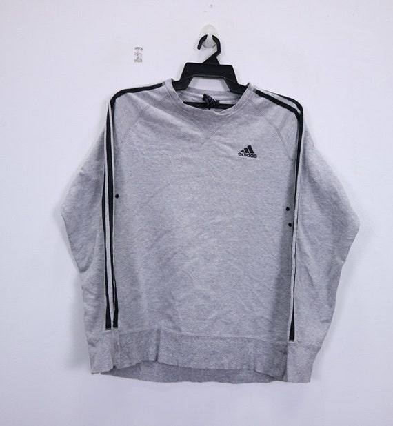 adidas sweatshirt small logo