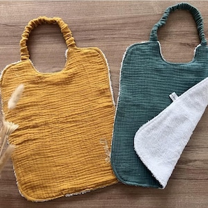 Elastic towel / bib