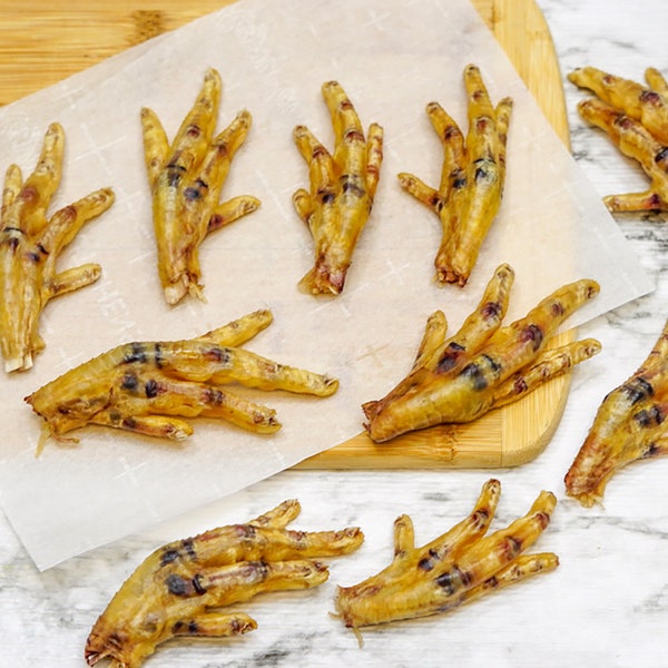 Healthy Dog Treats-  Dehydrated Single Ingredient Chicken Paws Feet Jerky-for dogs, cats & small animals, Nails clipped