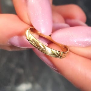 Handmade 14K Gold Leaf Wedding Band: Botanical Stacking Ring