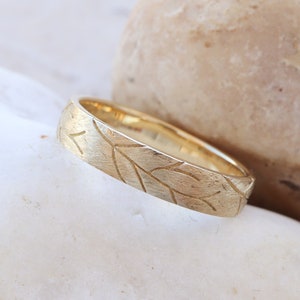 Engraved Tree Branch Ring | Stunning Nature Inspired Ring | Dainty Twig Ring - Wedding Bands for Men & Women