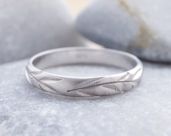 Leaf Engraved Wedding Band | White Gold Engraved Ring - Nature Inspired Ring | Women's Wedding Band