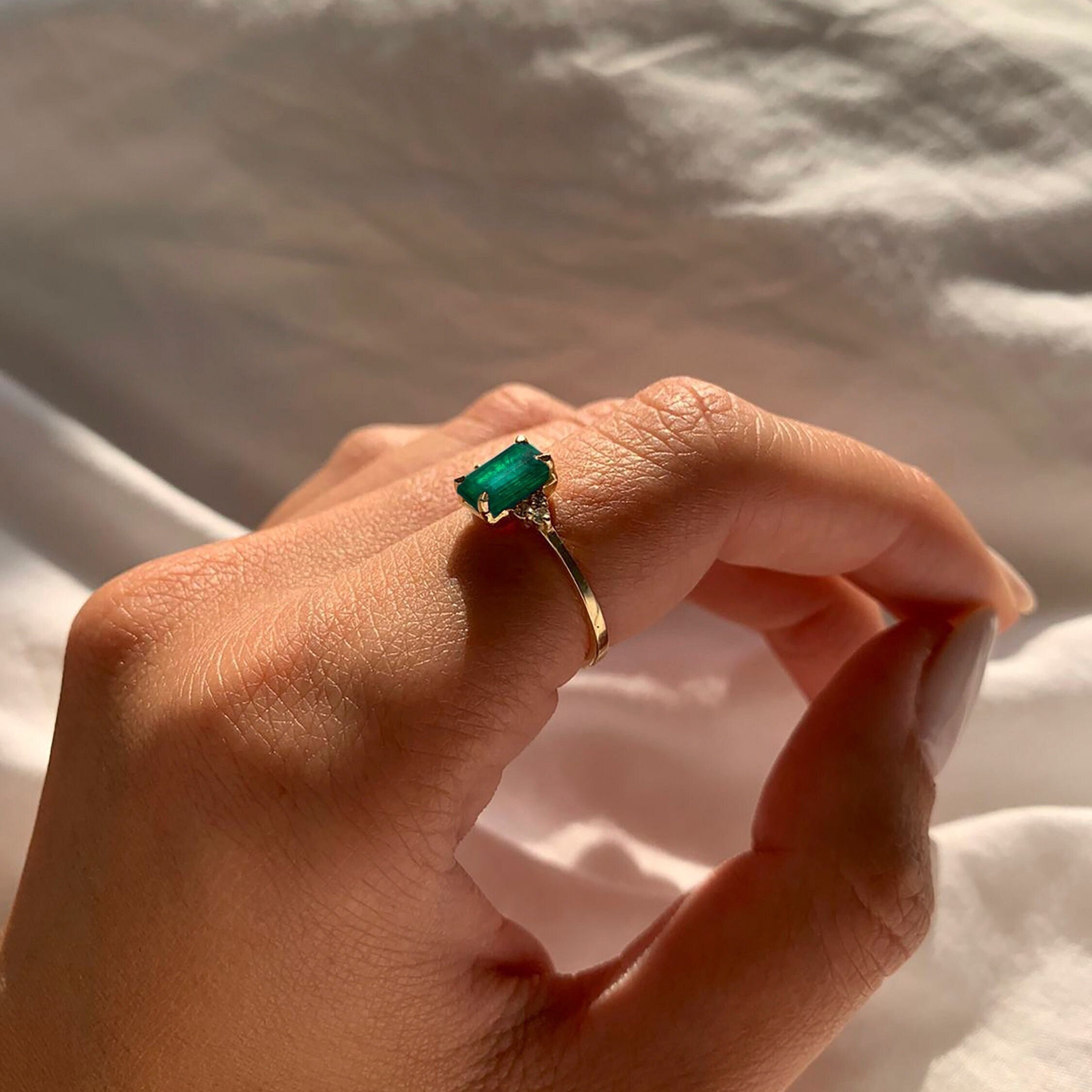 Natürlicher Smaragd Ring mit Diamanten - Vintage Smaragd Verlobungsring