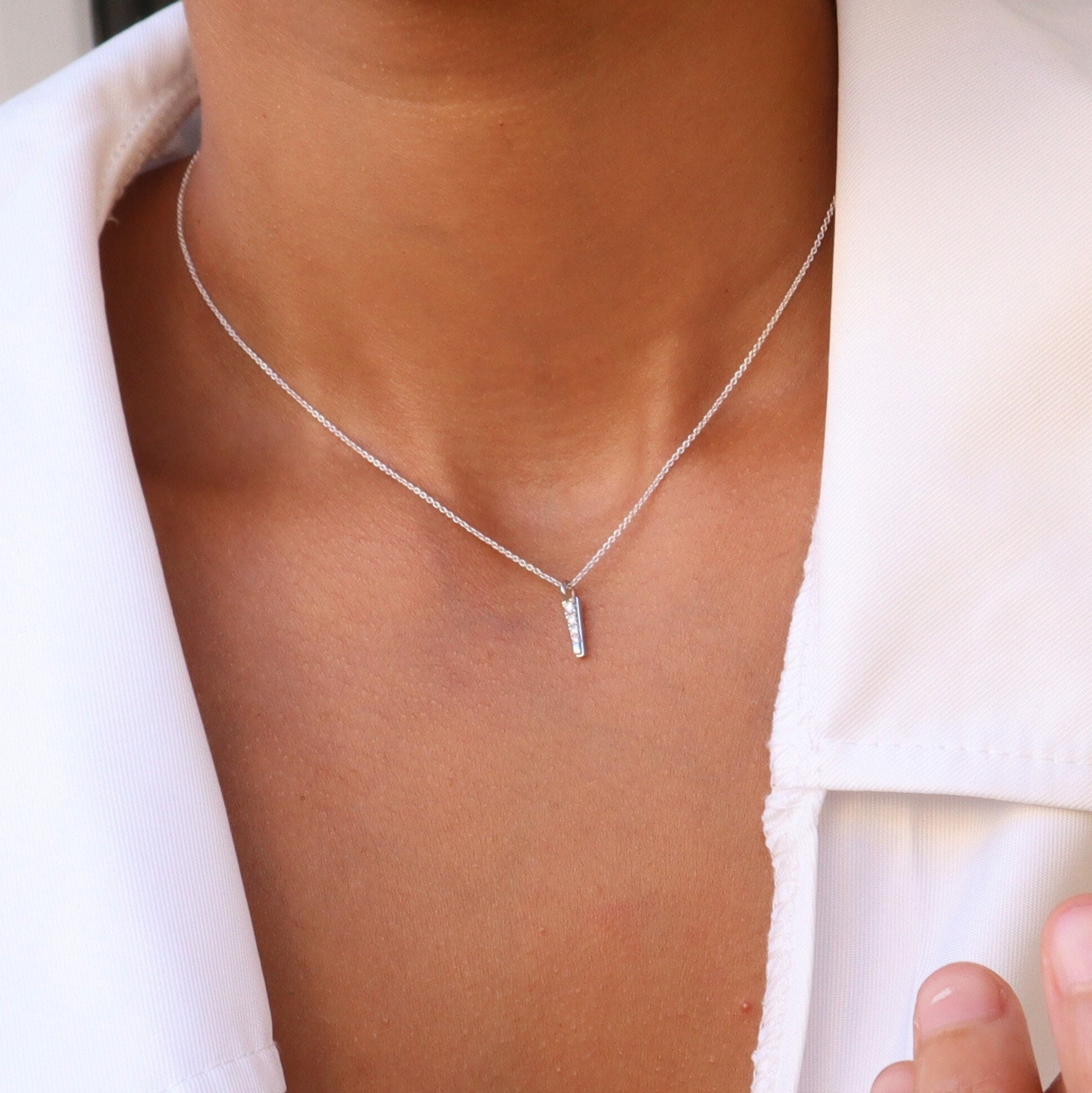 Mini diamond bar best sale necklace