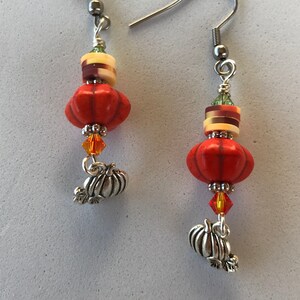 Pumpkin earrings, fall earrings, harvest earrings, autumn earrings, Thanksgiving earrings, fall jewelry, autumn jewelry, harvest jewelry