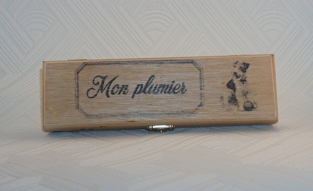 Plumier Range Crayon en Bois Fox Terrier