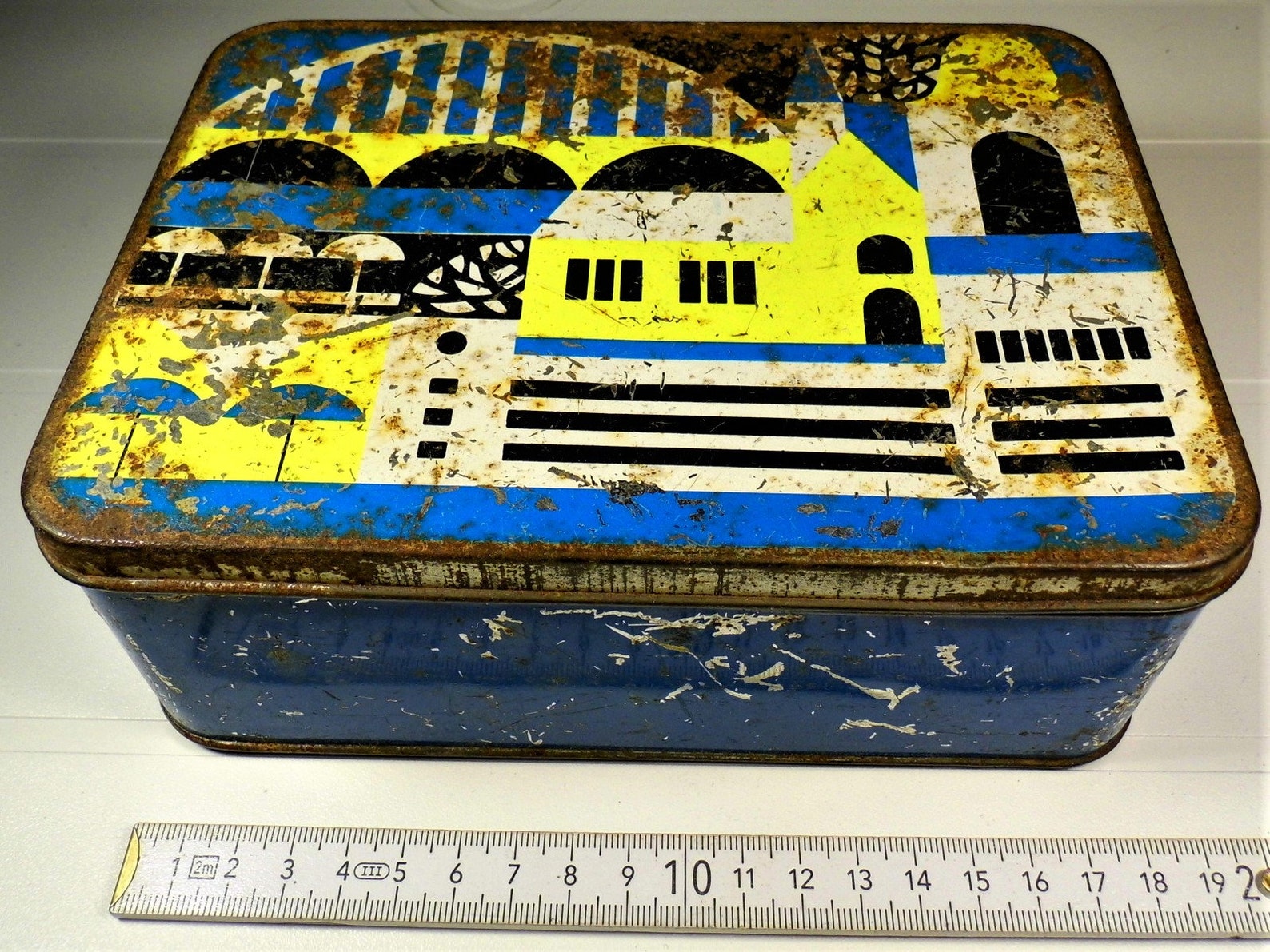 Old vintage retro metal box / storage 7.5x5.5x2.8 inches Etsy