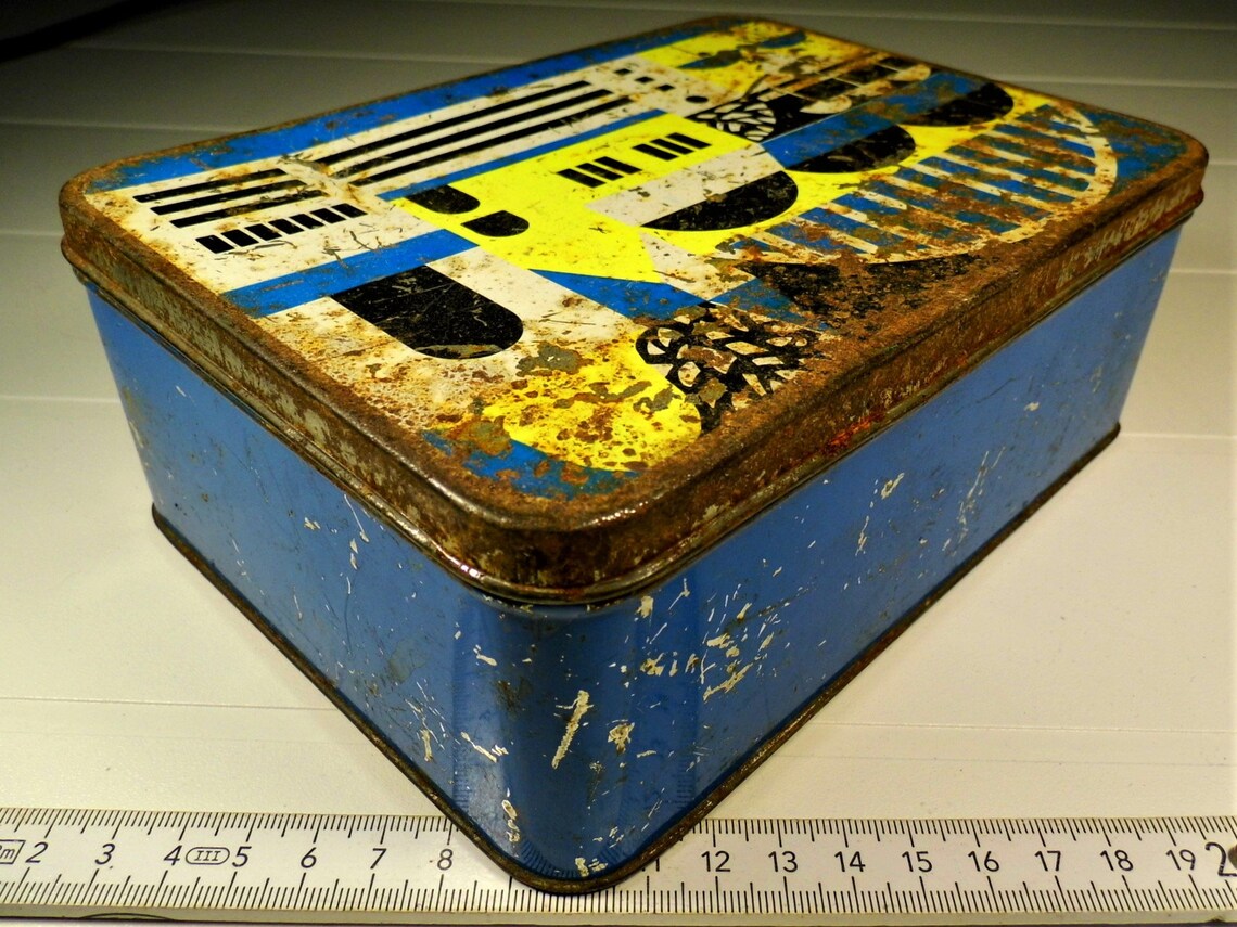 Old Vintage Retro Metal Box / Storage 7.5x5.5x2.8 Inches Etsy