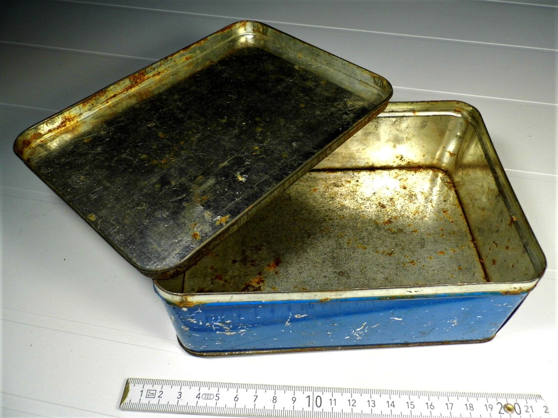 Old Vintage Retro Metal Box / Storage 7.5x5.5x2.8 Inches Etsy