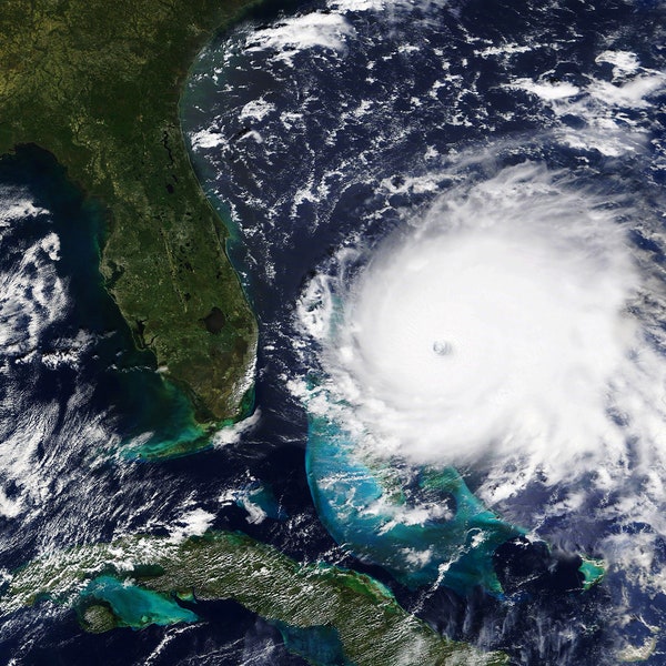 Imagen satelital descargable instantánea del huracán Dorian en su camino hacia Florida en septiembre de 2019. Elementos de esta imagen proporcionados por la NASA.