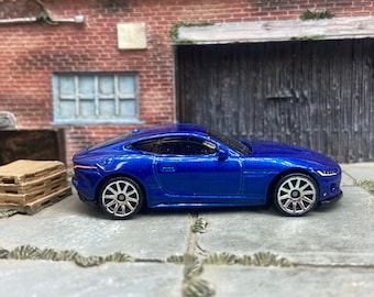 Loose Hot Wheels - 2020 Jaguare F-Type - Blue