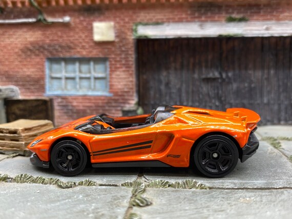 Lamborghini aventador ランボルギーニ オレンジ 京商 1 12
