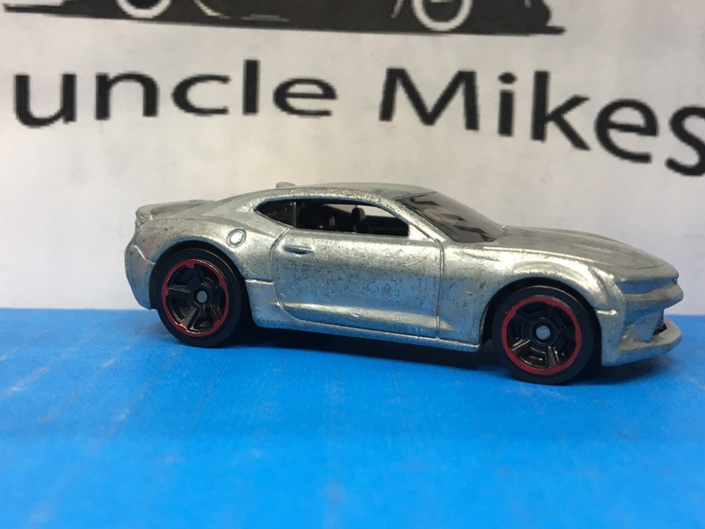 Custom Hot Wheels 2016 Camaro SS Muscle Car Hot Rod Red Lip Wheels BARE METAL