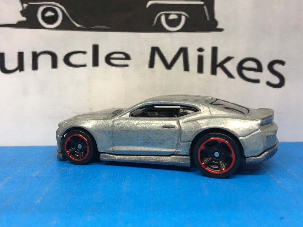 Custom Hot Wheels 2018 Camaro SS Muscle Car Hot Rod Red Lip Wheels BARE METAL