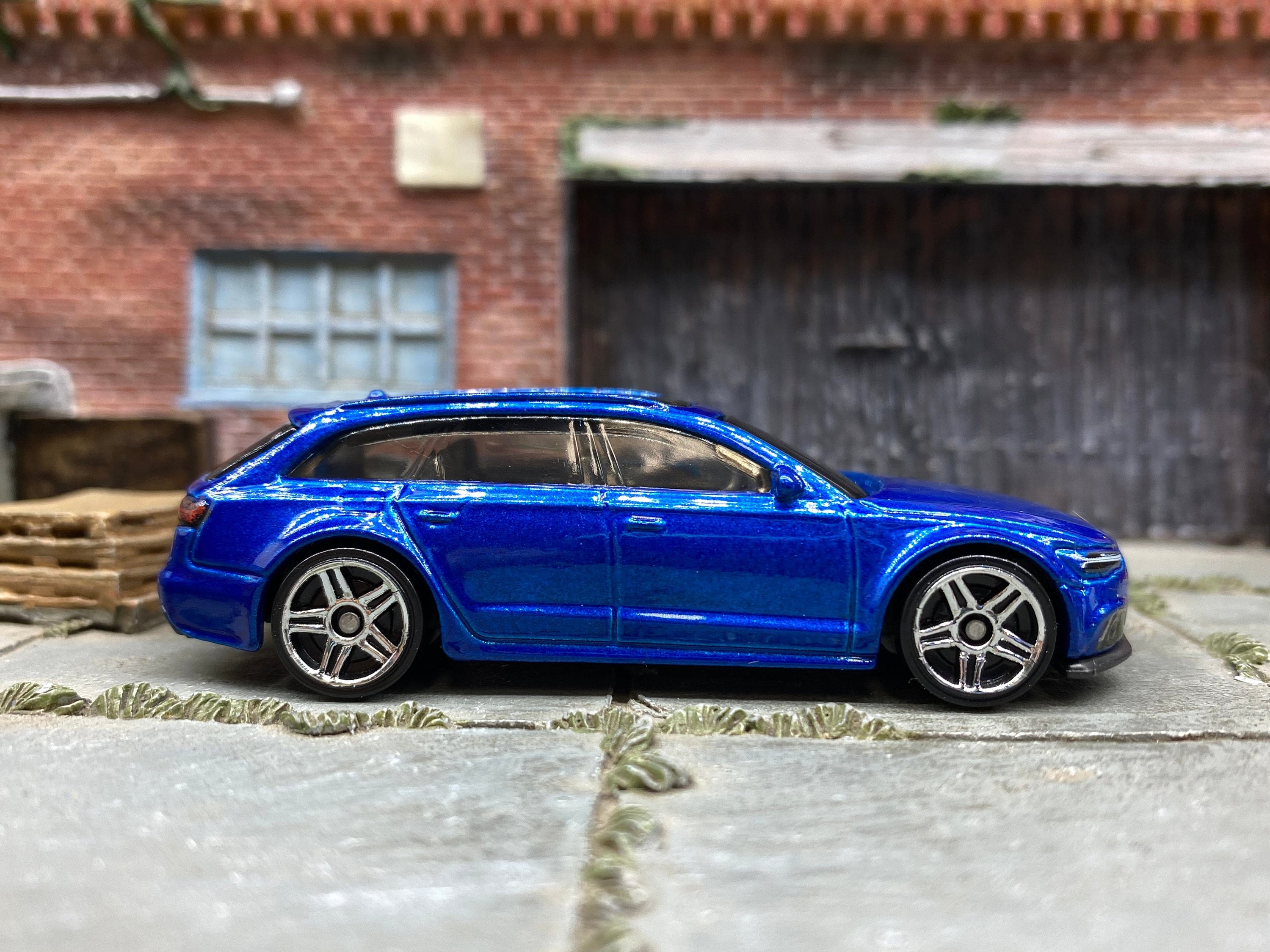 Porte-clés Hot Wheels Audi RS6 Avant -  France
